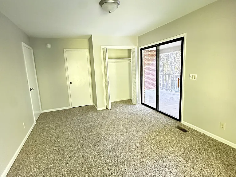 4220 US Highway 15 — Photo 10