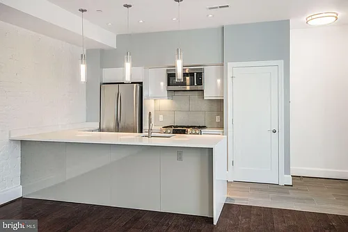 1252 Wisconsin Ave NW #301 Photo 1 1252 Wisconsin Ave NW #301 Photo 1