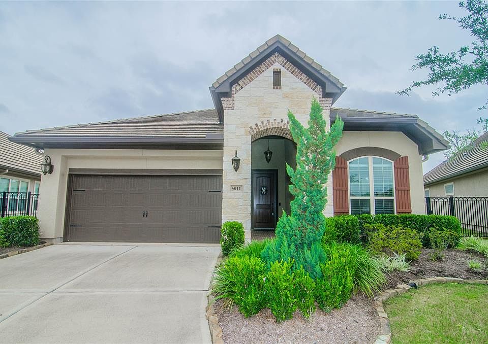 1st image of 5011 Wheaton Park Dr