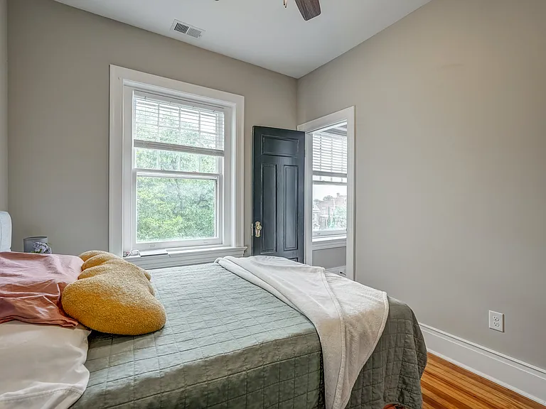 425 N Arthur Ashe Blvd #G — Photo 19