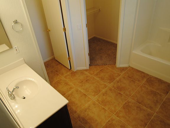 3rd image of 3038 S 101st Ln