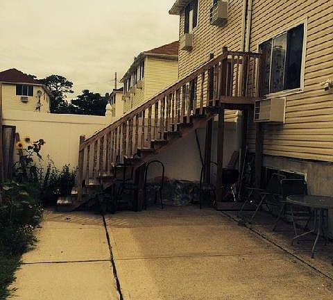 5th image of 68-18 Beach Channel Dr