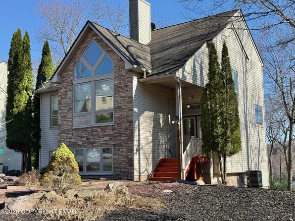 64 Longview Dr, Lake Harmony, PA 18624