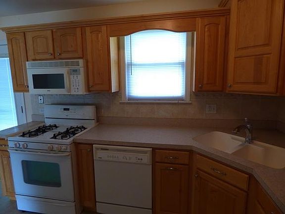 2nd image of 13024 W Playfield Dr