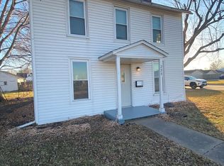 228 4th Ave W, Milan, IL 61264