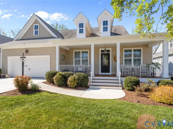 7254 Emerald Point Vis, Moseley, VA 23120