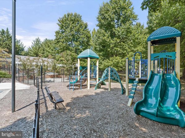 4212 Huntshire Rd, Randallstown, MD 21133
