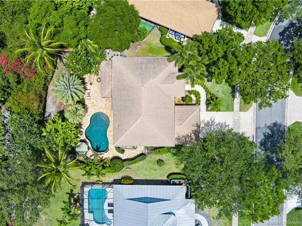 1170 SW Lighthouse Dr, Palm City, FL 34990