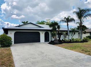 2302 SE 15th St, Cape Coral, FL 33990