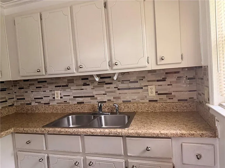 3151 Bluebird Ln — Photo 8