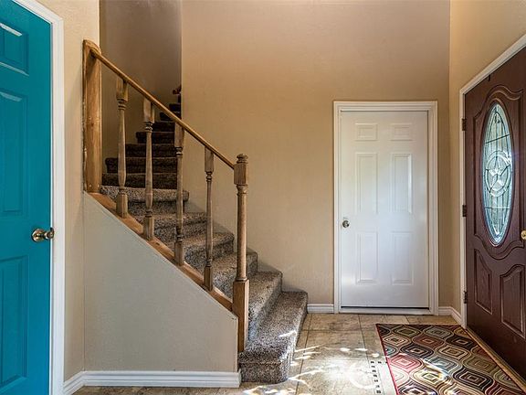 3rd image of 5110 Whittier Oaks Dr