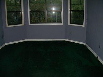 2nd image of 105 Fox Run Dr