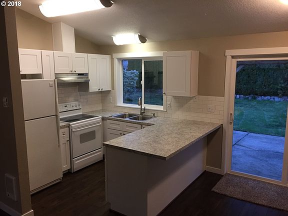 3rd image of 9408 NE 21st St