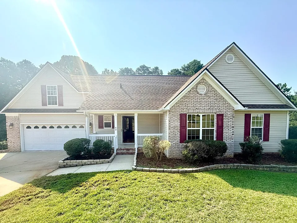 42 Mayflower Ct