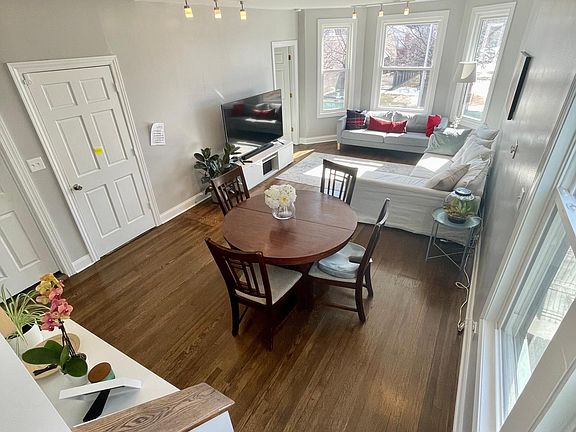 4th image of 3850 W Diversey Ave #3
