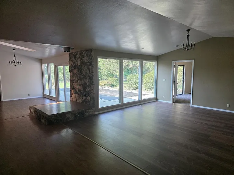 6584 Williams Hwy — Photo 17