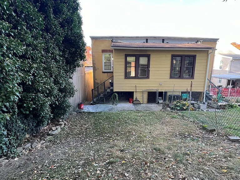 46 E Bacon St — Photo 25