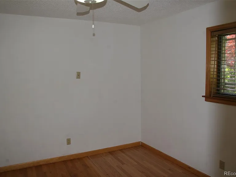 11095 E Kentucky Ave — Photo 18