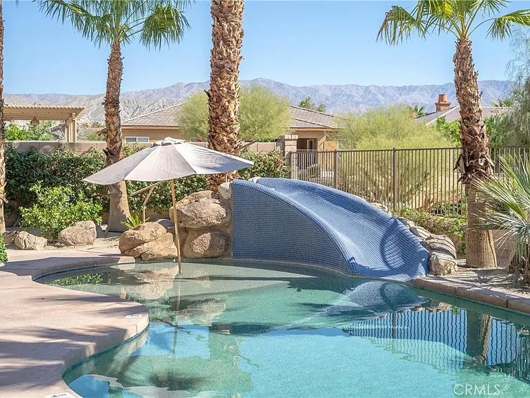 40834 Adriatico Ct — Photo 47