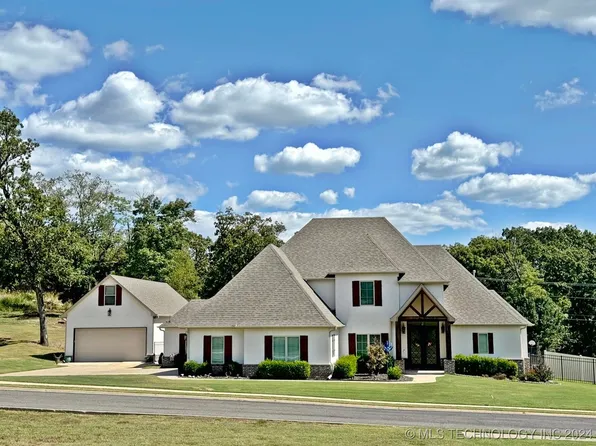 3319 Mountain Dr, Tahlequah, OK 74464