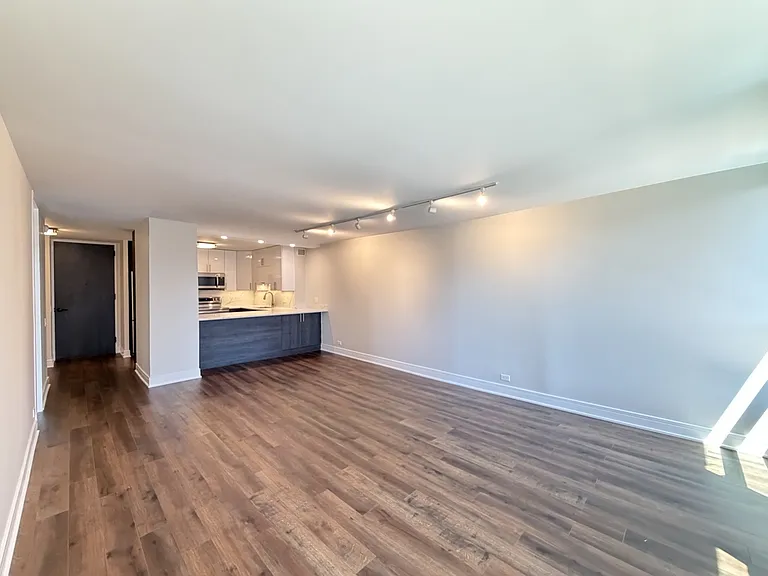 1030 N State St #K21 — Photo 10