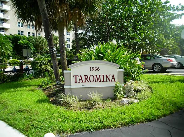 1936 S Ocean Dr APT 2C, Hallandale Beach, FL 33009