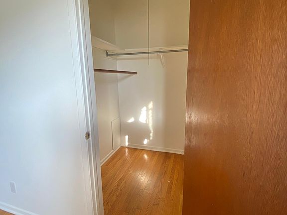 Walk in closet