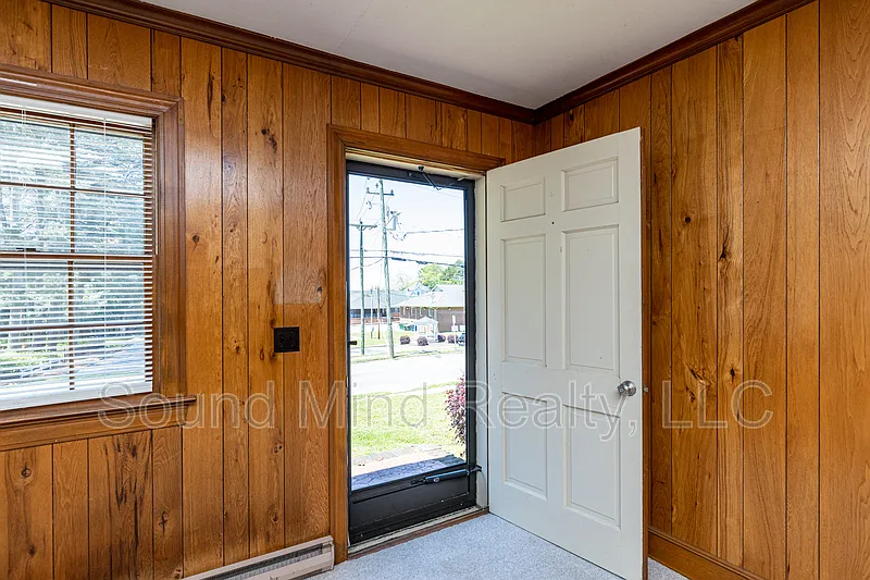 2 bed, 1.0 bath, 850 sqft, $1,000 — Photo 4