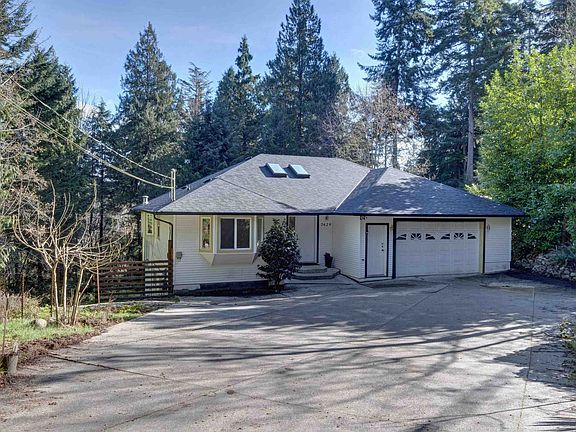 2nd image of 7629 Redrooffs Rd