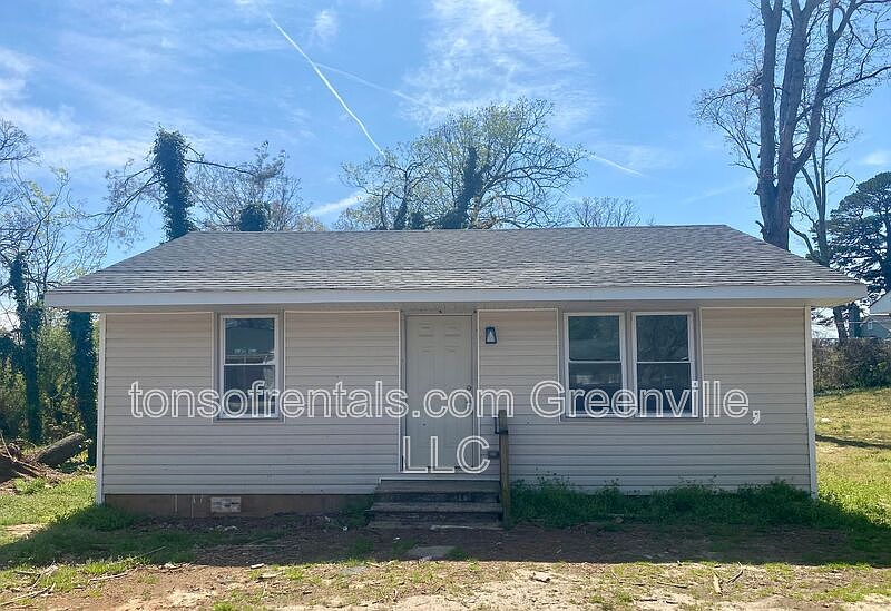 1st image of 731 Fairfax St