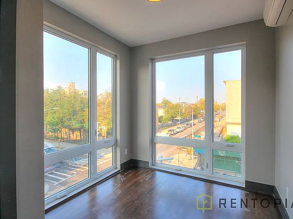4th image of 276 Nostrand Ave #5D