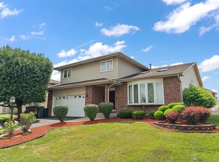 17936 Vista Dr, Country Club Hills, IL