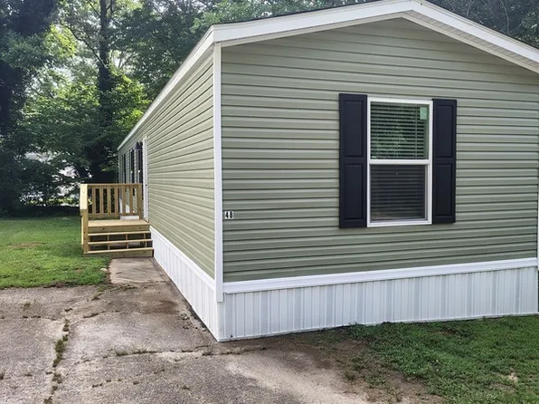 46 Poole Cir, Ellenwood, GA 30294