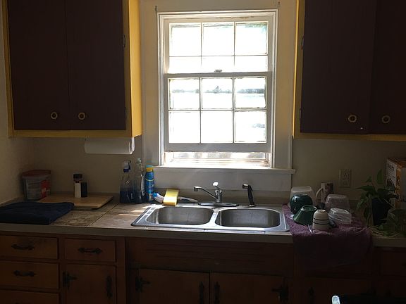 4th image of 345 Westwood Dr