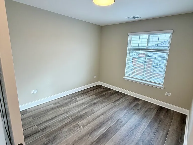 10233 Concord Ln #C — Photo 16