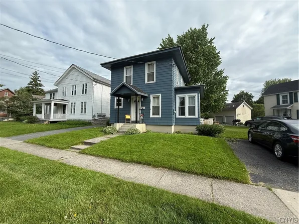 451 W Ten Eyck St, Watertown, NY 13601