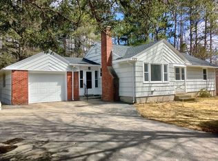 498 Pleasant St, Paxton, MA 01612