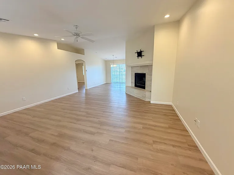 4650 N Lodgepole Ct #20 — Photo 2