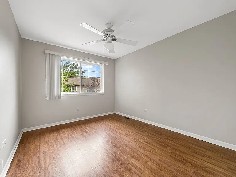 1738 Windward Ave — Photo 6