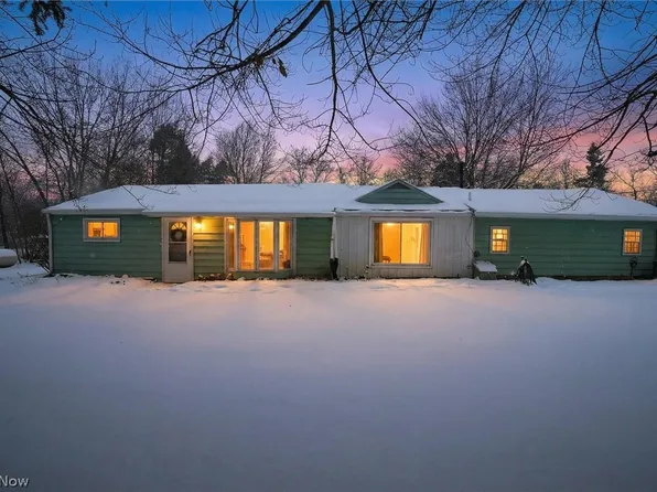 3309 Winchell Rd, Mantua, OH 44255