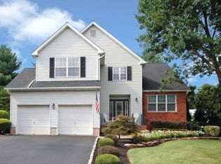 32 Peterson Rd, Hillsborough, NJ 08844