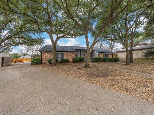 133 Crestwood Dr, Hewitt, TX 76643
