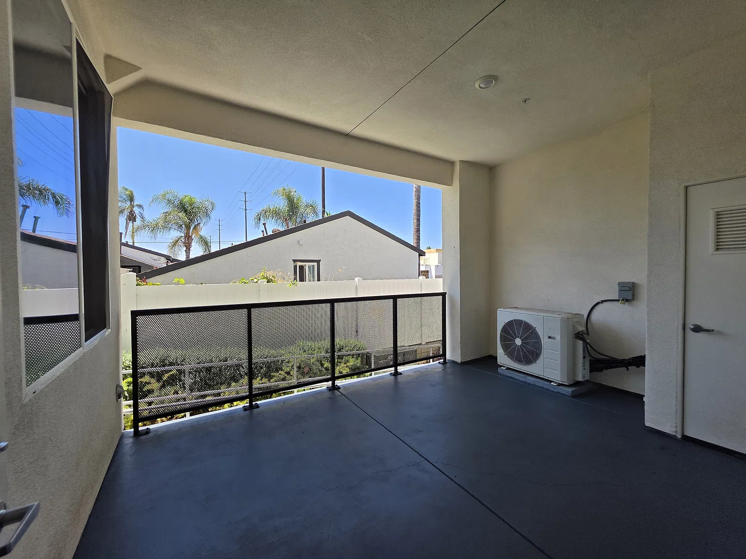 1 bed, 681 sqft, $2,150 — Photo 4