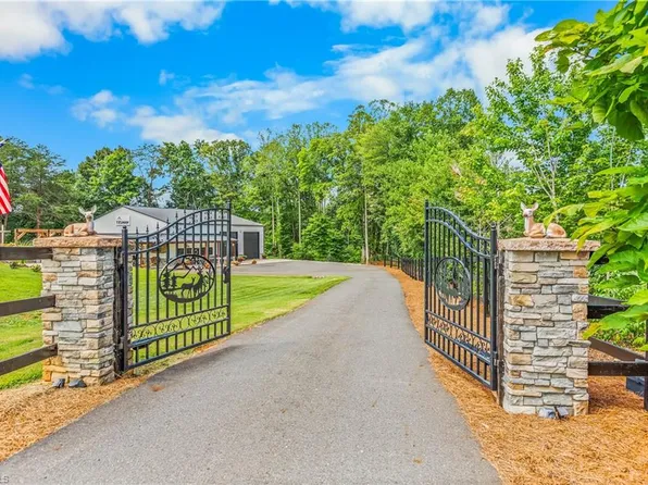 1325 William Fowler Rd, King, NC 27021