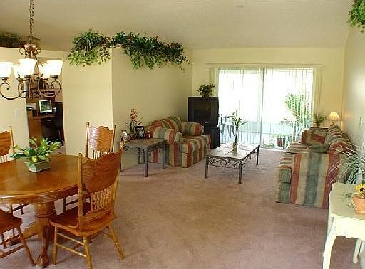 Living/Dining Room