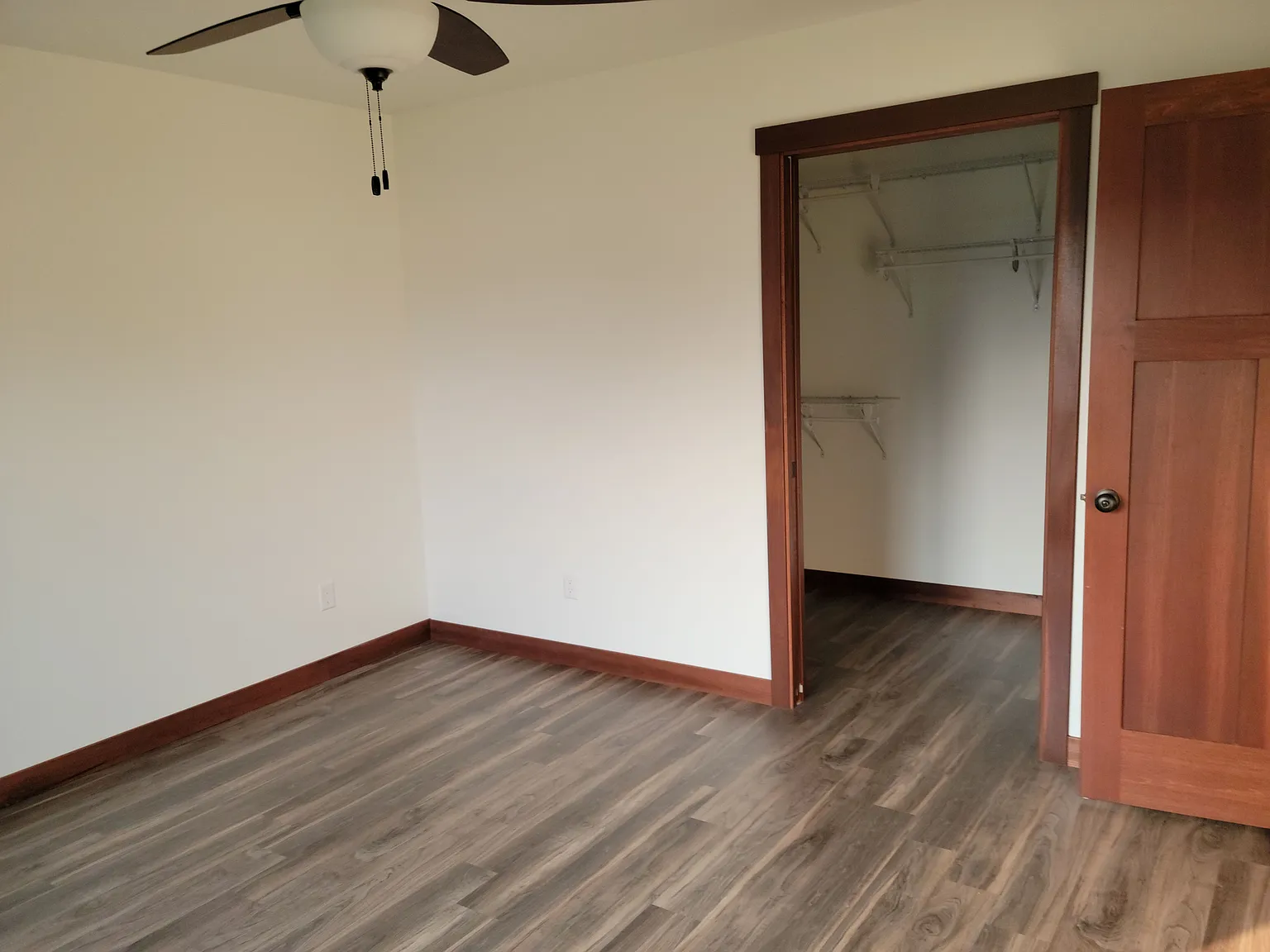 3 bed, 1464 sqft, $2,100 — Photo 2