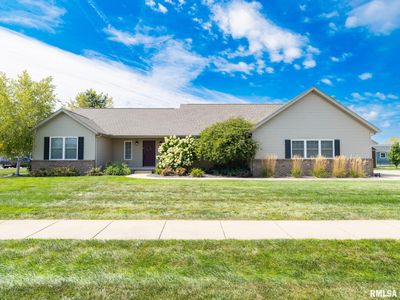1322 Courtney Dr, Washington, IL, 61571
