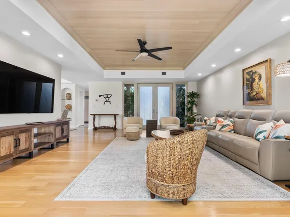 68-1375 S Pauoa Rd APT M4, Kamuela, HI 96743