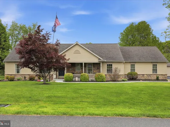 28 Farmington Way, New Providence, PA 17560