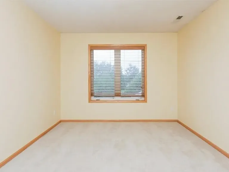 7329 Walden Rd NE — Photo 20